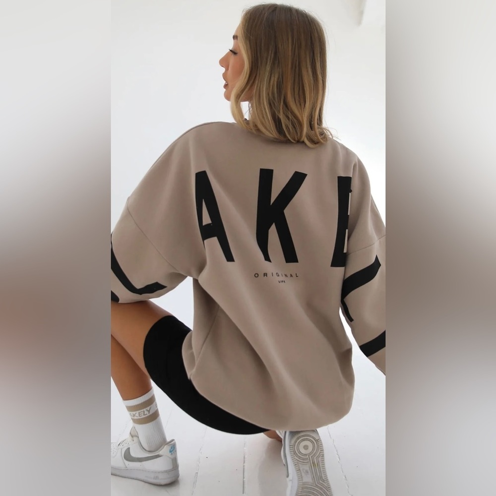 BLAKLY oversized sweatshirt